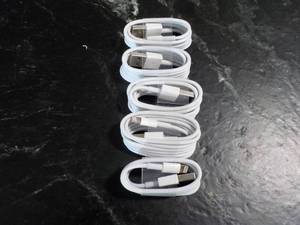 lot 119 image: 5 Chargers for iPhone X, 8 and 7...
