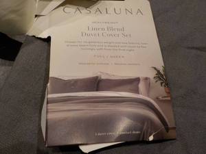 lot 137 image: Casaluna Linen Blend FullQueen Siz...