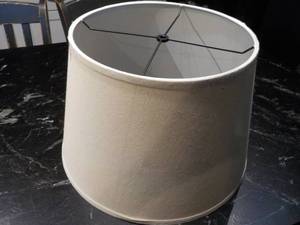 lot 138 image: Lamp Shade 13 x 11 x 18...
