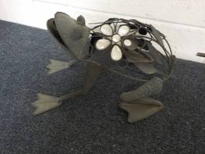 lot 231 image: Metal and Glass Frog 12 x 9 x9 7...