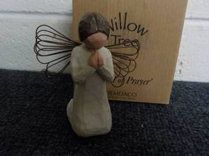 lot 234 image: Willow Tree Angel of Prayer 5 tall...