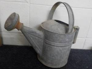 lot 242 image: Vintage Galvanized Watering Can 13 ...