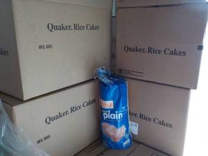 lot 280 image: 4 Cases Quaker Rice Cakes past bes...