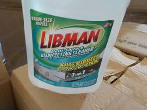 lot 305 image: 4 Gallon Jugs Libman Disinfecting C...