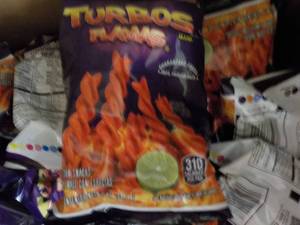 lot 399 image: Case Turbos Flamas Snacks...