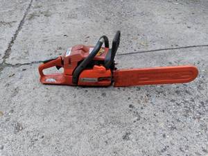 lot 77 image: Husqvarna 345 Chainsaw