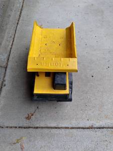 lot 90 image: Vintage Collectible Mighty Tonka Truck 