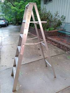lot 111 image: 6 Aluminum Folding Ladder