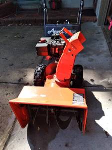 lot 1 image: Snowblower Ariens ST824. WORKS  