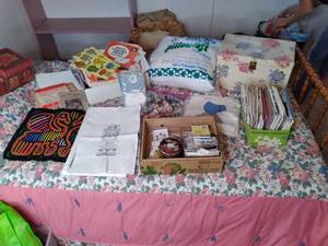 lot 44 image: Large Lot of Crafting Items Including Sewing Patterns, Storage, Thread, and More. 