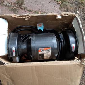 lot 177 image: Buffalo Heavy Duty Industrial 12hp Direct Drive Motor, Bench Grinder