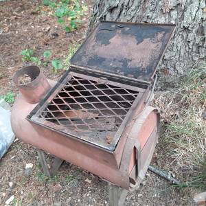 lot 200 image: Hot Box Sportsman Portable Outdoor Camping Cooking Wood Stove