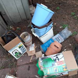 lot 203 image: Lot of (2) 1.5-Gallon Manual Pump Yard Spray and Other Landscaping Materials 