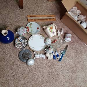 lot 241 image: Lot of Hand-Painted Nippon China Pieces, Puzzles, Cobalt Blue Glassware, Occupied Japan Figurines, Etc. 