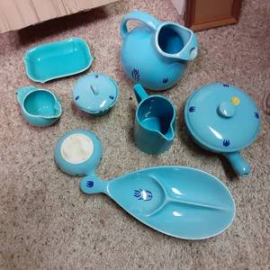 lot 242 image: Absolutely Beautiful Hand-Painted Baby Blue Glazed Stoneware Set