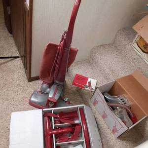 lot 322 image: Vintage Kirby Vacuum Cleaner with Accessories 