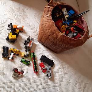 lot 339 image: Wicker Rattan Basket Full of Hot Wheels, Thomas the Train, Etc. 