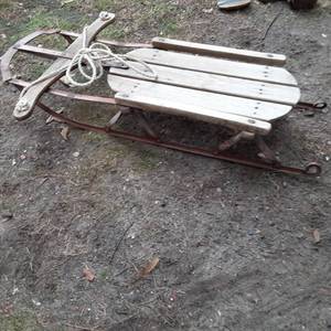 lot 207 image: Vintage Metal Frame Wood Top Childrens Snow Sled 