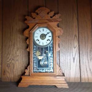 lot 230 image: Lavish Vintage Mantel-Top Grandfather Style Clock with Decorative Glass 