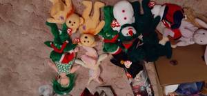 lot 147 image: Endearing Collection of TY Beanie Babies - Many with Tags (15)