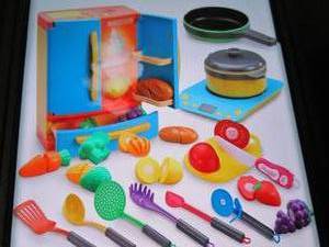 lot 3 image: joyin refrigerator and toy food set...
