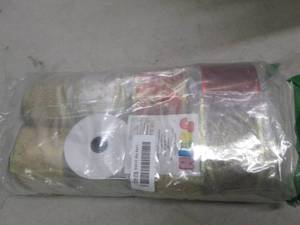 lot 25 image: 8 rolls of wired ribbon christmas r...