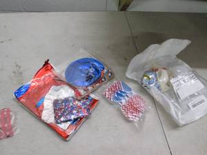 lot 35 image: usa celebration set open box ...