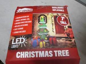 lot 53 image: christmas tree 7 foot holiday infla...