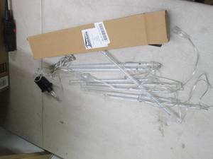 lot 57 image: 8 tubes meteor rain shower lights t...