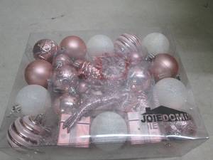 lot 108 image: joiedomi 66ct assorted christmas ba...