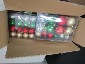 lot 113 image: joiedomi 3.6ft christmas tree decor...