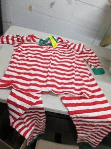 lot 119 image: christmas pajamas holiday open box ...