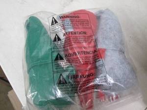 lot 125 image: joyin 3pc red,green,gray,gnome tabl...