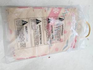 lot 233 image: 23 christmas gift bags open box ...