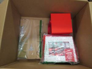 lot 318 image: box of holiday decor and misc that ...