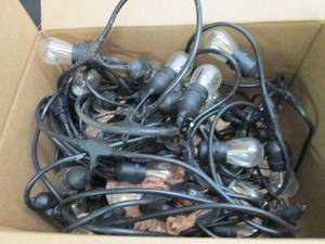 lot 322 image: 48 foot starand of led lights some ...