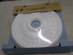 lot 323 image: 21 inch ceiling medallion ...