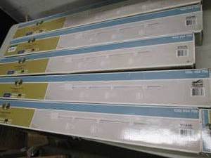 lot 328 image: 5 hampton bay 3-light halogen track...