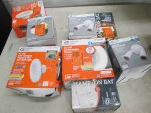 lot 389 image: box of lights open box untested ...