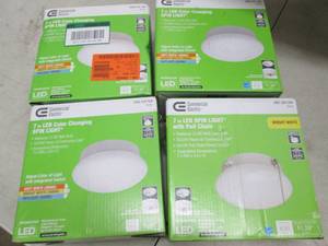 lot 471 image: 4 commercial electric 7 inch lights...
