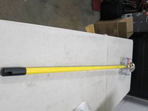 lot 427 image: pole light bulb changer open box un...