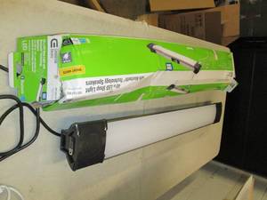 lot 437 image: commercial electric 40 inch led sho...