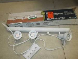 lot 439 image: hampton bay 3-light plug in directi...