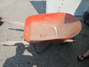 lot 47 image: Wheel barrow...