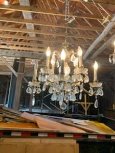 lot 43 image: Antique 5 candleobra chandelier...