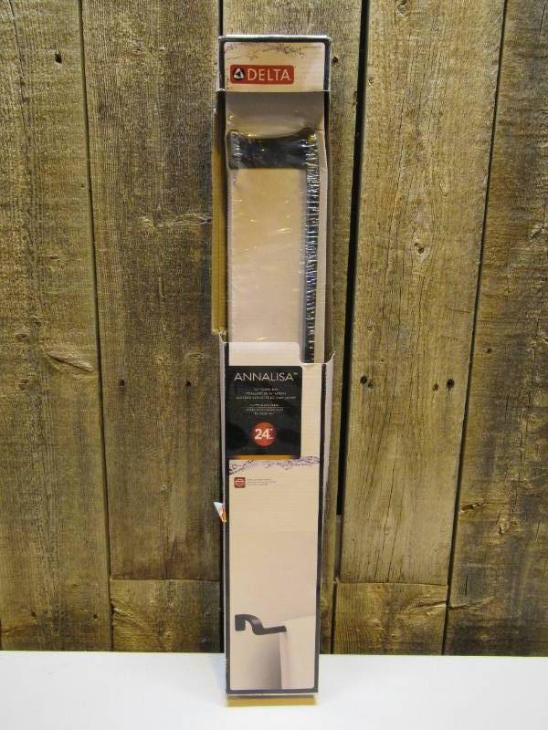 lot 9 image: Annalisa 24 in. Towel Bar in Matte Black