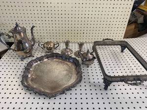 lot 10 image: Countless International Silver Co Set