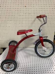 lot 59 image: Vintage Roadmaster Tricycle