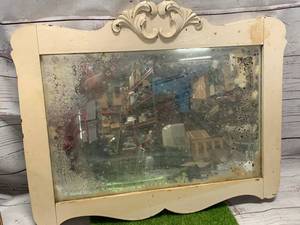 lot 60 image: Antique Framed Mirror Approx 17 X 21