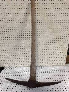 lot 63 image: Antique Pickaxe 36 Tall